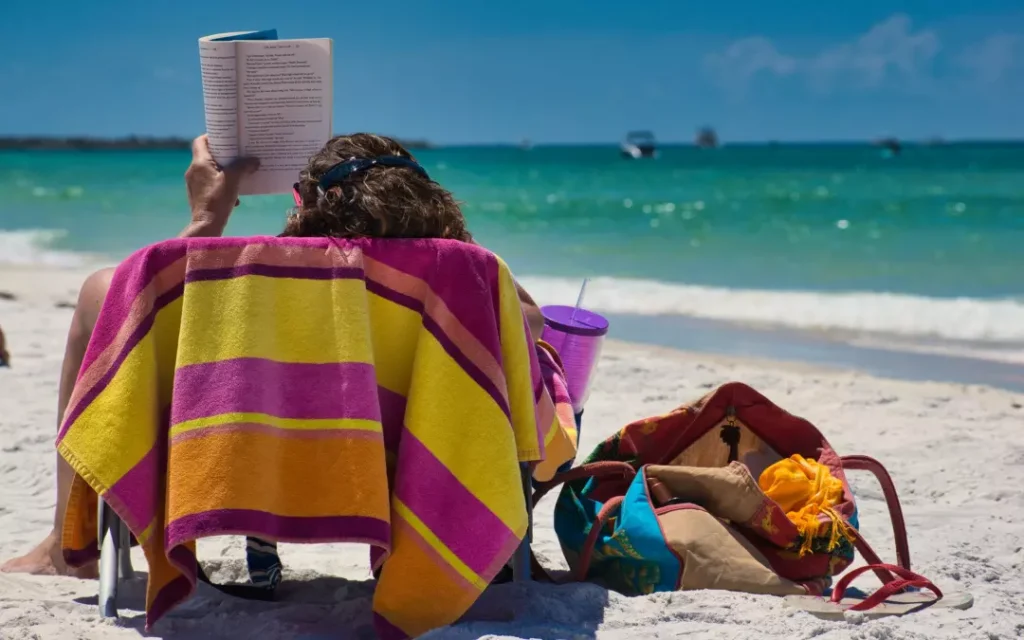 how to relax at the beach