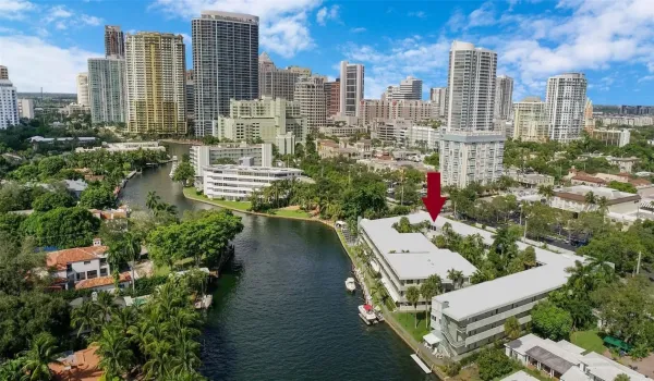 Waterfront building Steps to Las Olas Boulevard