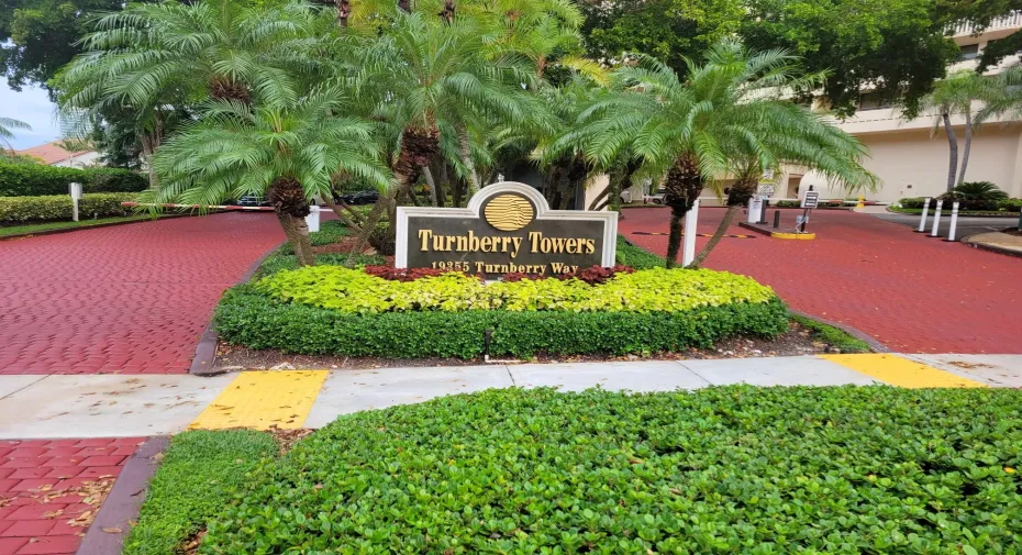 Turnberry Towers Entrance