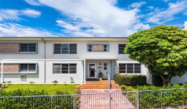 4010 N Meridian Two Story Art Deco Condo in Mid-Beach