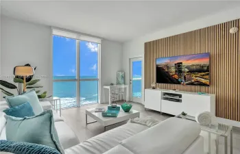 Stunning PH Unit 2/2 in the Heart of Hollywood Beach by Andrea Guzman