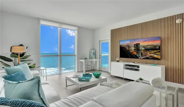 Stunning PH Unit 2/2 in the Heart of Hollywood Beach by Andrea Guzman